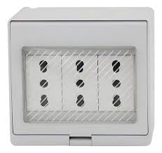 HYDROBOX CON ENCHUFE TRIPLE 10/16A STANFORD